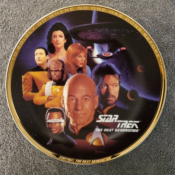 EN_ST_TNG_Crew Plate - Front