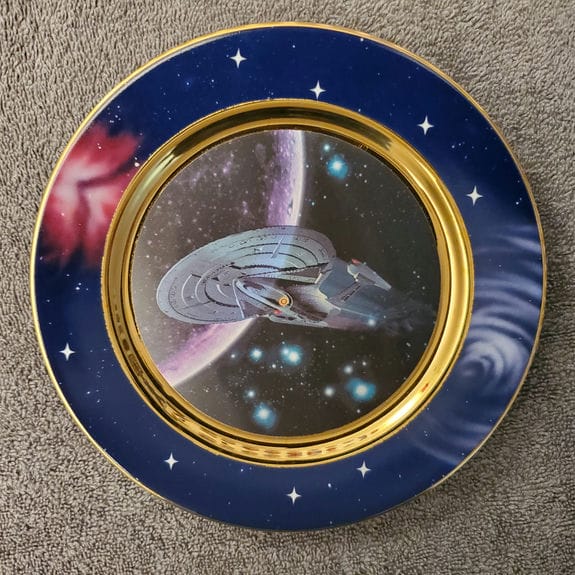 HC_ST_SIM_MaidenVoyage Plate - Front