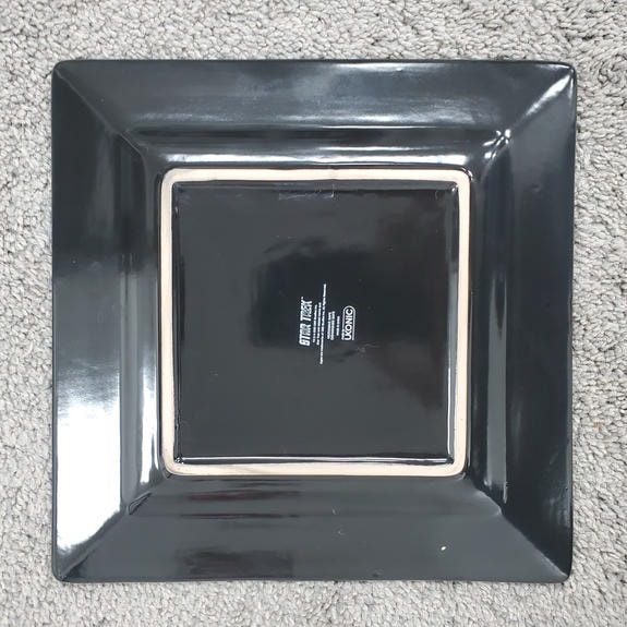 UK_STTNG_FOOD1 Plate - Back